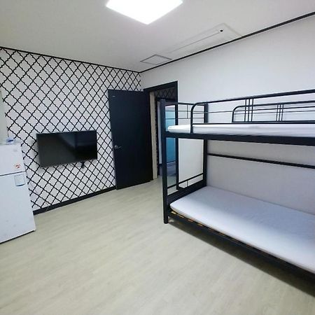 Daecheon Dazzle Pension Порён Экстерьер фото